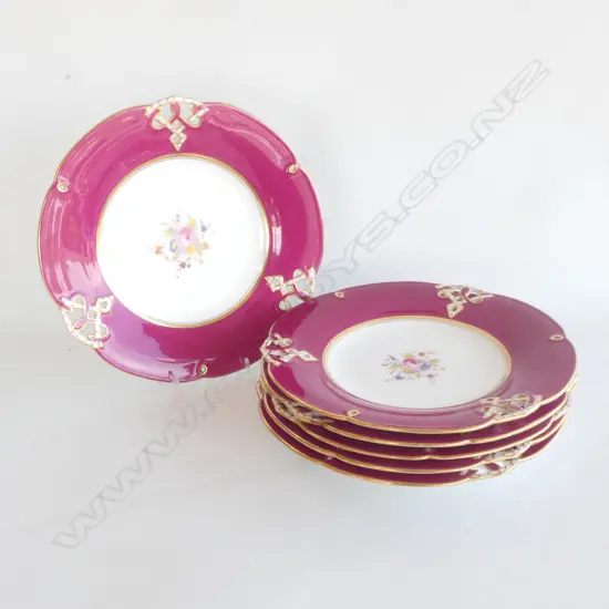 SIX EUROPEAN PLATES, WIDE BURGUNDY PIERCED RIM. DIA 225MM