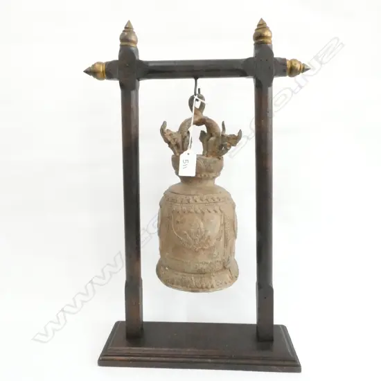 ORIENTAL BELL ON STAND H. 510MM