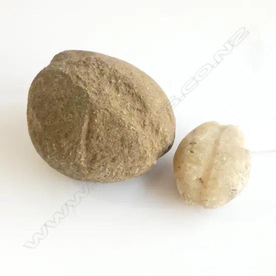 2 OLD PACIFIC STONE SINKERS: 1 CALCITE? LGEST L.85mm