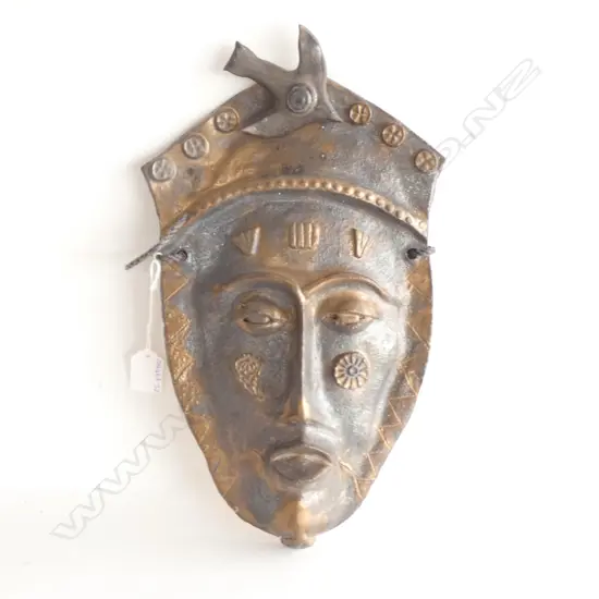 SUSAN WILSON SILVERED POTTERY MASK L. 380MM