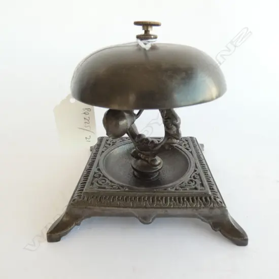 VICT CAST IRON COUNTER BELL