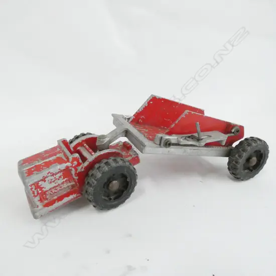 FUN HO DIE CAST TRACTOR / TRAILER #804