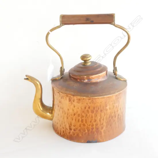 COPPER KETTLE WITH COPPER & BRASS SWING HANDLE, BRASS SPOUT H. 265MM
