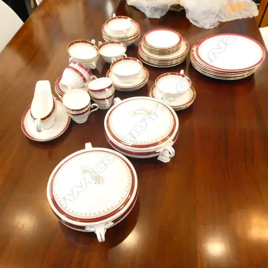 AYNSLEY 'DURHAM' DINNER SERVICE; 52 PCS