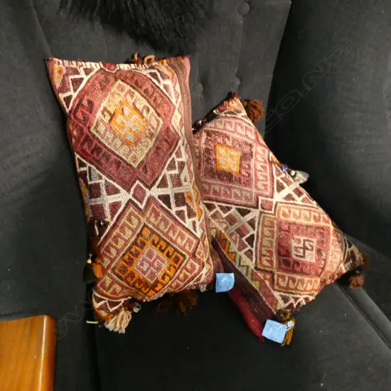 SET OF 2 KELIM CUSHIONS WITH BEADED TASSLE CORNERS APPROX. 420MM X 270MM