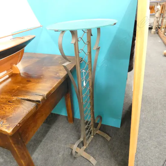 FRENCH METAL POT PLANT TABLE GLASS TOP H. 1040MM 