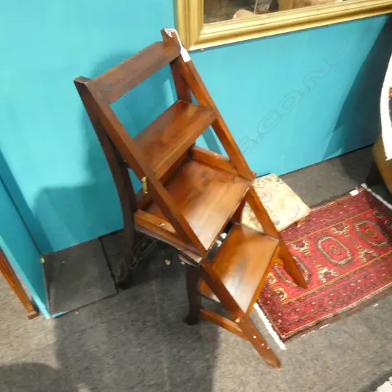 FOLDING LIBRARY STEPS CHAIR 