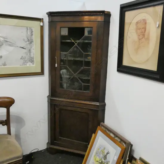 GEORGE III GLAZED STANDING CORNER CABINET H. 1030MM 2pce