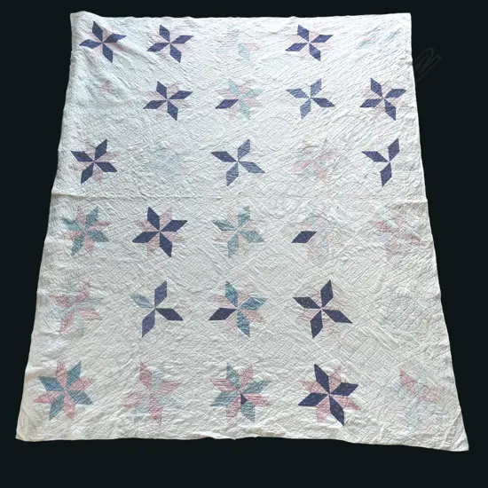 OLD AMERICAN VINTAGE PATCHWORK QUILT