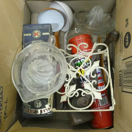 LOT TINS/CITRUS JUICERS/MINCER/ENAMEL LADLES/GLOVE STRETCHERS ETC