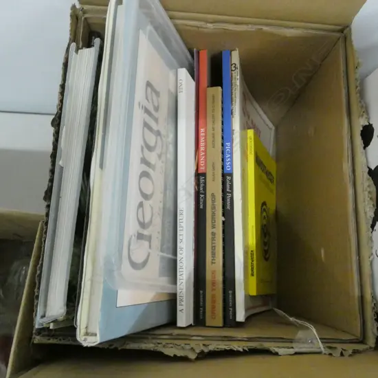 ASST ART AND PHOTOGRAPHY BOOKS ETC