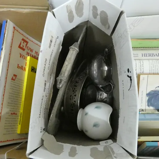 LOT ASST EP WARE + SUZIE COOPER JUG