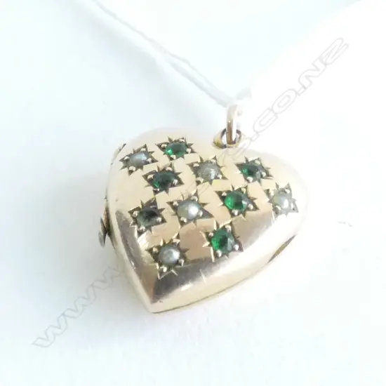 9CT GEM SET HEART LOCKET EMERALD ? & SEED PEARL