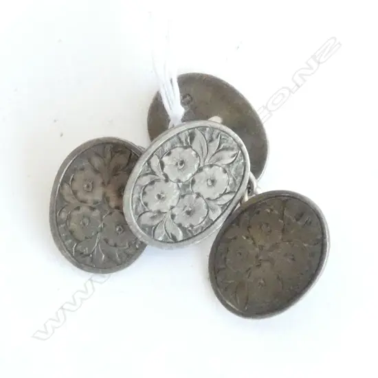 VICTORIAN PR SILVER CUFFLINKS OVAL FLORAL ENGRAVED