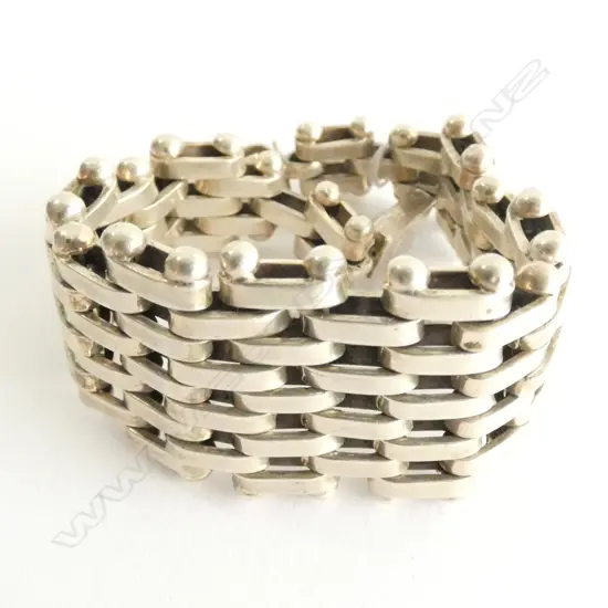 (18847) SILVER WIDE TAPERED GATE LINK BRACELET