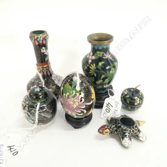 ASST BLACK CLOISSONE VASES ETC WITH FLORAL DECORATION 6 PIECES H 110 MM