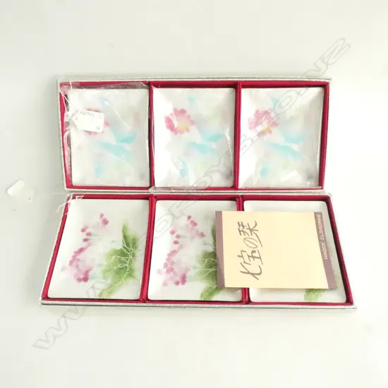 TWO BOXES OF JAPANESE HINODE CLOISONNE DISHES. 120 X 100MM