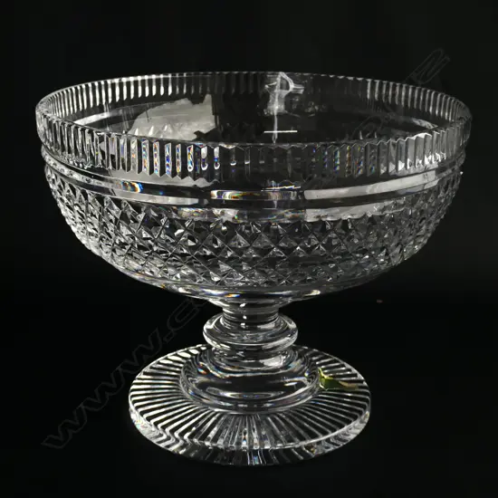WATERFORD CRYSTAL FOOTED BOWL - COMPLEX PATTERN.  DIA 185MM