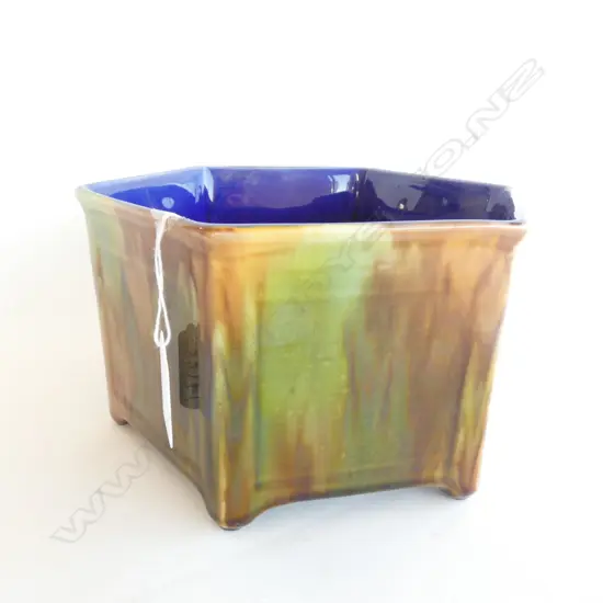 WARDLE MAJOLICA HEXAGONAL JARDINIERE. W.175mm