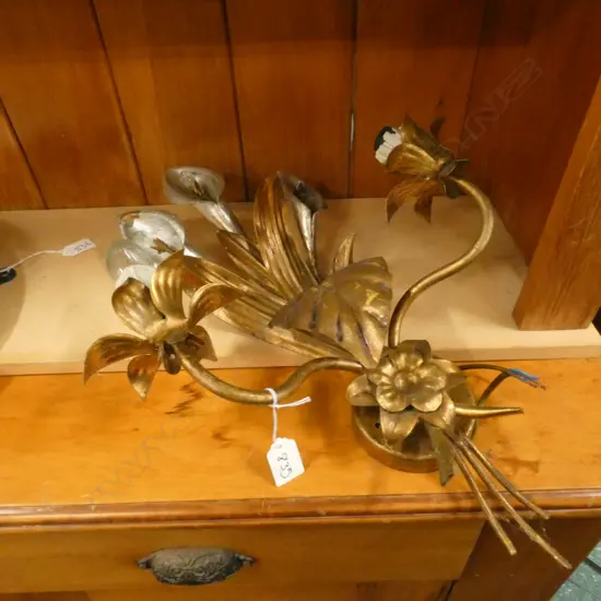 GILDED LILY WALL LIGHT H. 550MM