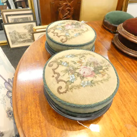 PR GREEN TAPESTRY FOOTSTOOLS, DIA. 290MM