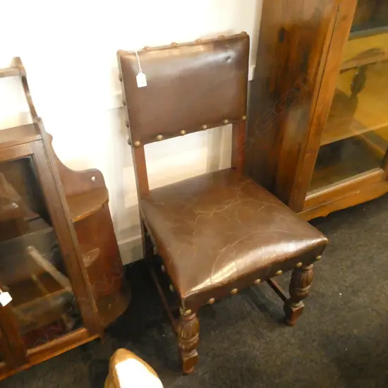 LEATHER AND OAK CHAIR H. 890MM