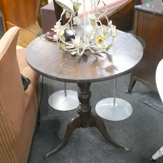 ANTIQUE WINE TABLE ONE FOOT AF H. 730MM 710MM DIA