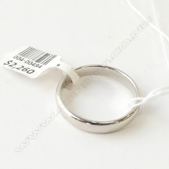 PLATINUM BAND 5.45gm