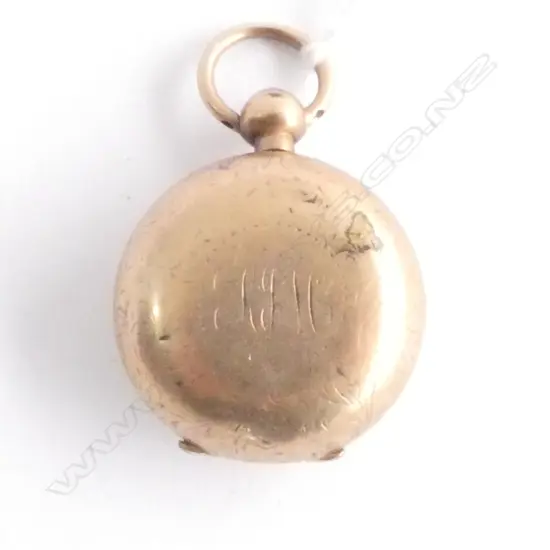 SOVEREIGN CASE, GOLD PLATED, SOME WEAR AND PUSHER MISSING. AF