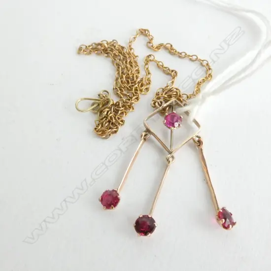 NECKLACE, NOT STAMPED BUT TESTS AS 9ct GOLD AND RED STONES, DAINTY BUT LOVELY