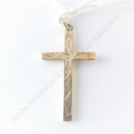 PENDANT, CROSS SET IN 9ct GOLD APPROX 30mm