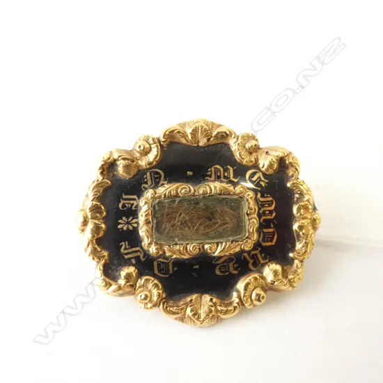 VICTORIAN (1848) MOURNING BROOCH