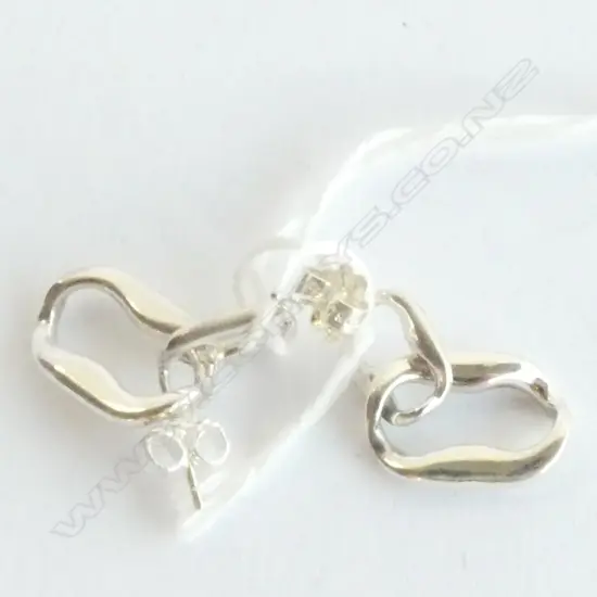SILVER INTERLINKED EARRINGS 5gms