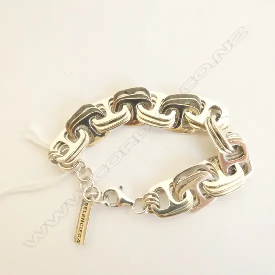 SILVER FLAT DBLE CAPSTAN LINK RETRO BRACELET 29gms