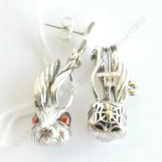 SILVER RABBIT DROP EARRINGS 9.5gms