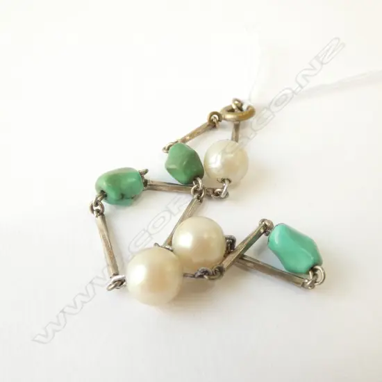 TURQUOISE AND PEARL BRACELET