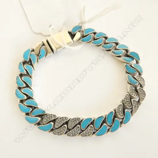 SILVER FLAT CURB LINK BRACELET WITH BLUE ACCENTS 45gms