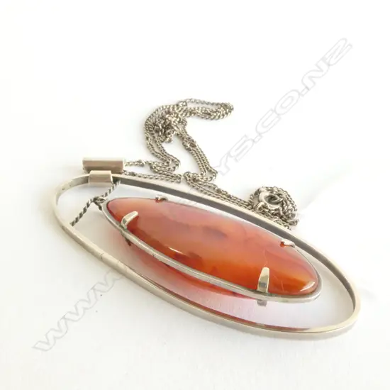 IMPRESSIVE SILVER AND CARNELIAN PENDANT AND CHAIN