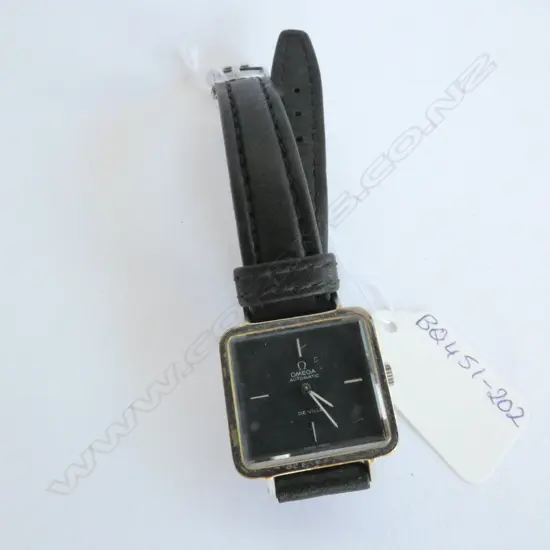 LADIES 1970'S OMEGA AUTOMATIC WATCH. WORKING. BLACK LEATHER STRAP