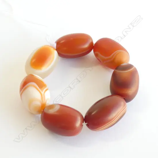 BANDED AGATE BRACELET