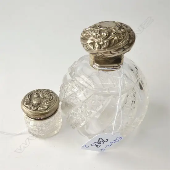 TWO STG SILVER TOPPED CUT GLASS PCES. SCENT BOTTLE H.110MM) & SMALL CONTAINER