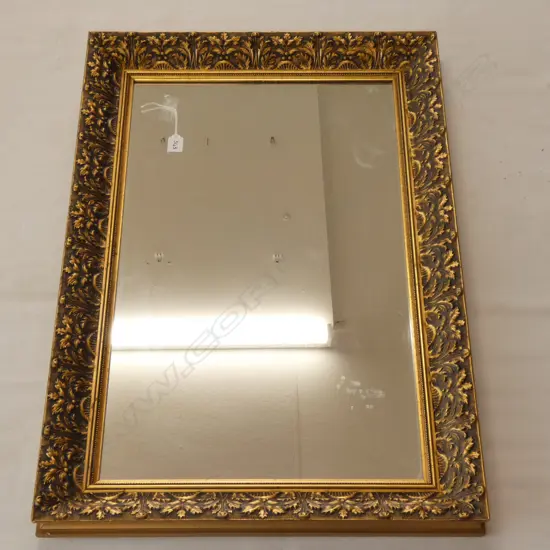 GILT FRAME MIRROR 585 X 885MM