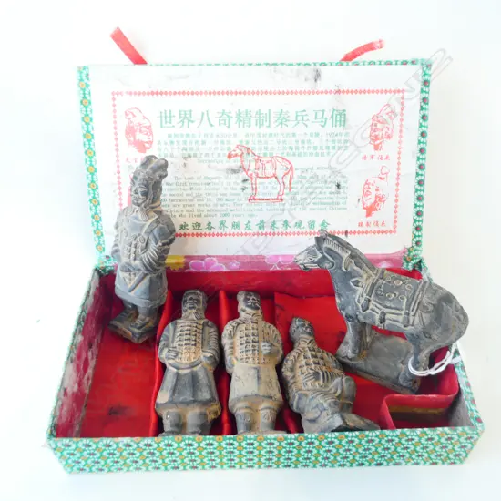 MUSEUM COPIES OF THE TERRACOTTA WARRIORS L 230 MM