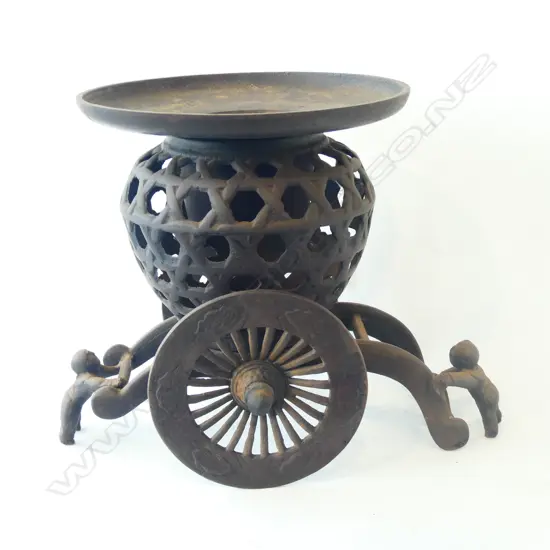 VINTAGE JAPANESE CAST IRON INCENSE BURNER H. 270MM