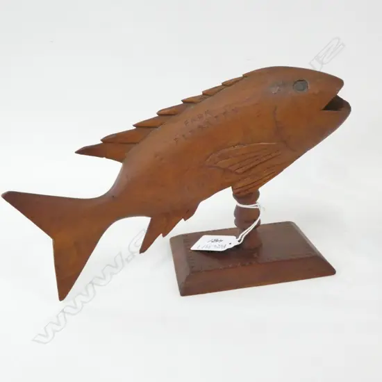 PITCAIRN ISLAND CARVED WOODEN FISH ON STAND L. 230MM