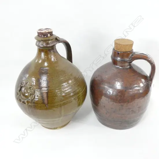 2 STUDIO POTTERY CARAFES H. 290MM