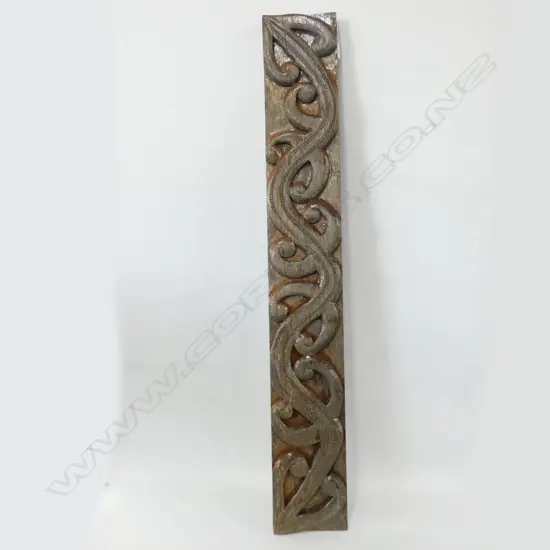CARVED WOODEN MAORI PLANK L. 1340MM