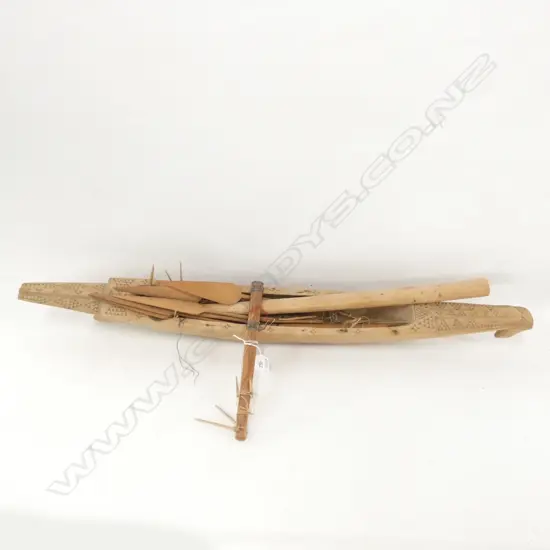 OLD SOLOMON ISLANDS MODEL OUTRIGGER CANOE L.820mm 