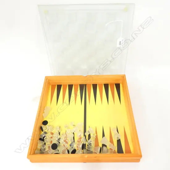 FROSTED GLASS CHESS SET 315MM SQ