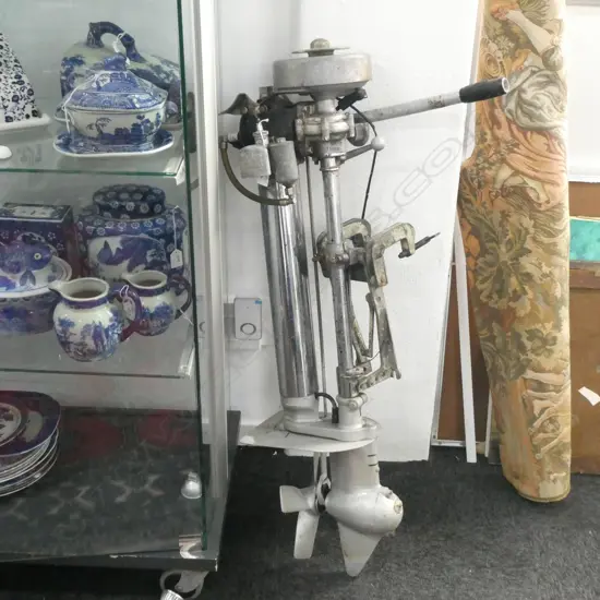 EARLY SEAGULL OUTBOARD MOTOR L. 1M
